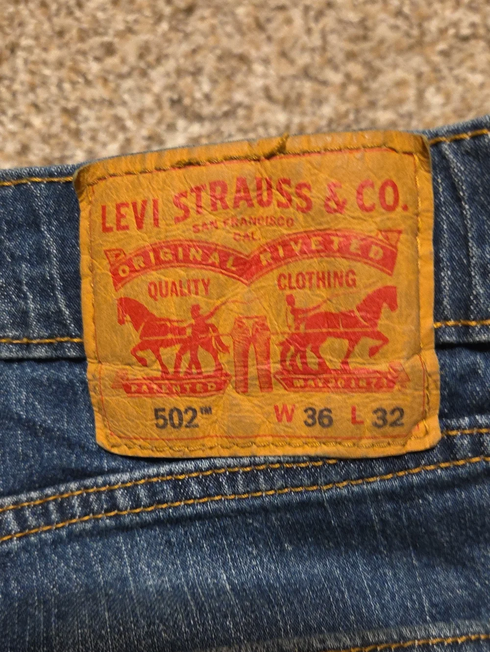 LEVI'S 502 Regular Taper Fit Men's Jeans Blue Wash Size W36 L32